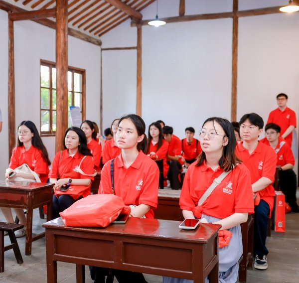 可靠配资平台 “光荣之城 青年行”2025年上海青少年红色大寻访活动来了！